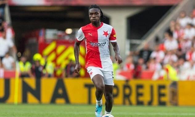 Slavia před Ligou mistrů Ogbua do Hamburku nepustí. V zimě to může být jiné
