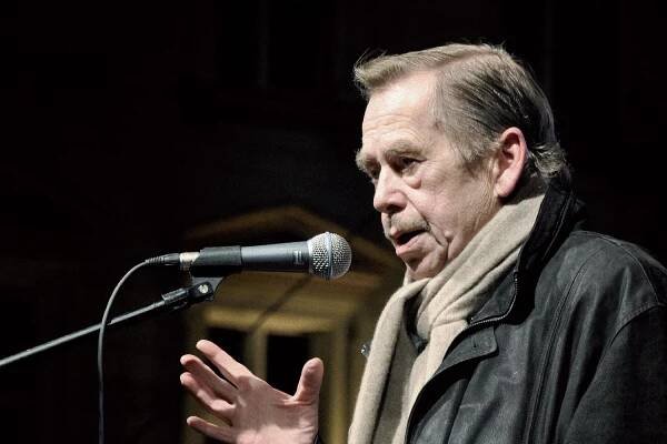Kým opravdu byl Václav Havel - Zem&Vek