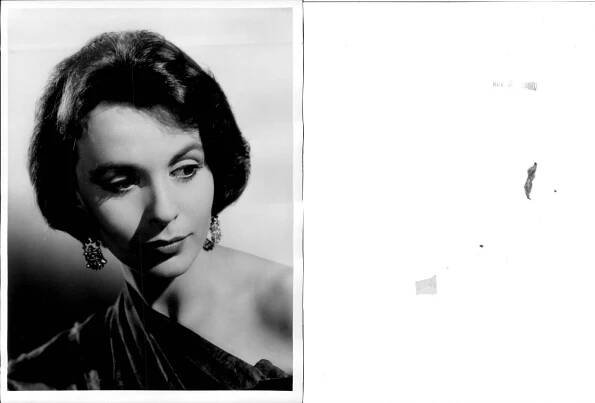 File:Claire Bloom publicity 1959.jpg - Wikipedia
