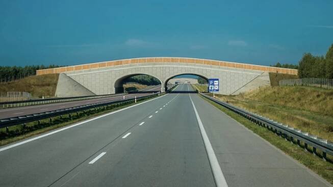Německu dochází peníze, řidiči mají nově platit za každý ujetý kilometr po tamních silnicích | Autoforum.cz