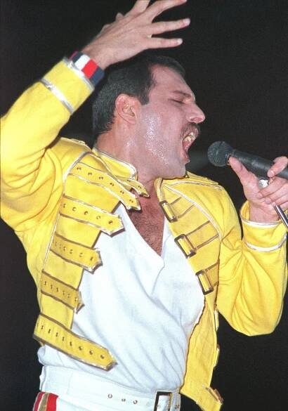 Remember when Freddie Mercury wore his yellow jacket at Wembley?
