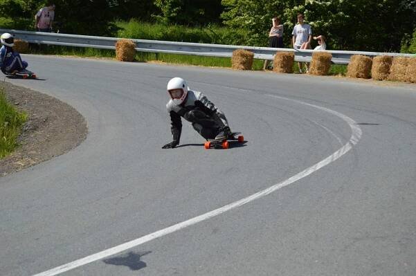 Longboarding je moje srdeční záležitost, říká nadšenec Daniel Mayer