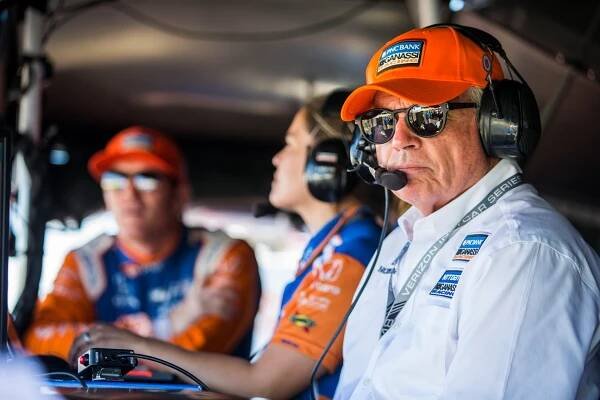 Official Website of Scott Dixon