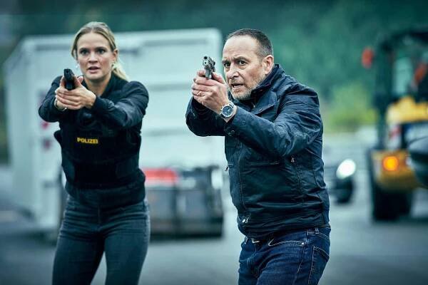Kobra 11 - Celá pravda (S26E02) (2020)
