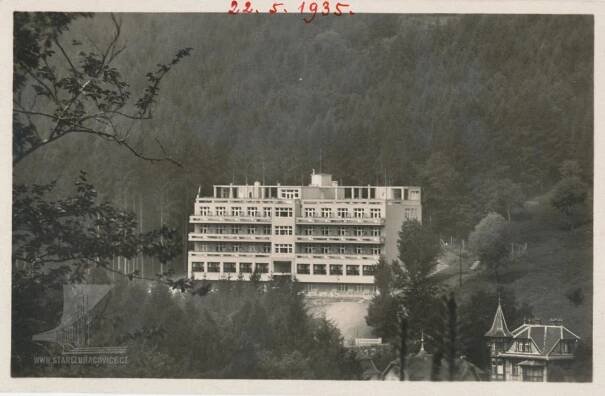 Léčebný ústav Miramonti, poštou 1935 - Pražská čtvrť Luhačovice