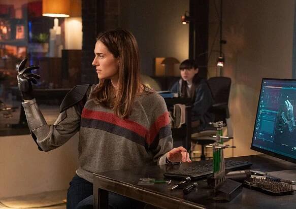 (from left) Gemma (Allison Williams) and Cady (Violet McGraw) in M3GAN 2.0, directed by Gerard Johnstone