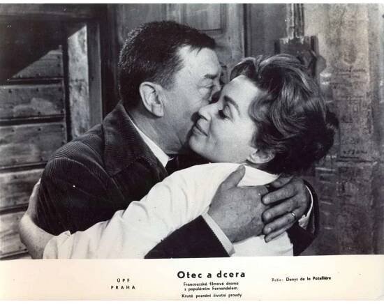 Fotoska - film Otec a dcera (D. de La Patellière, Fernandel) - Antikvariát Valentinská