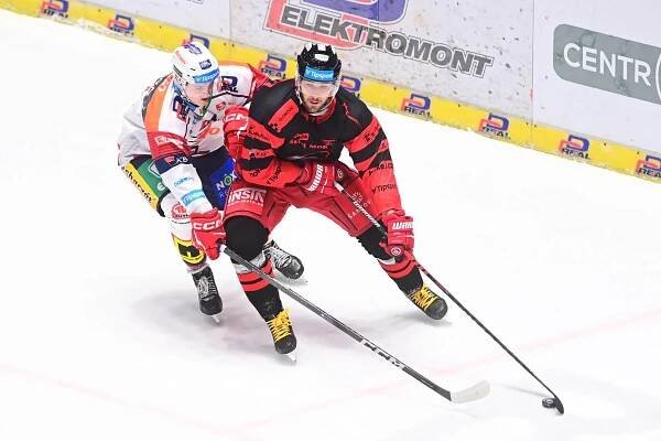 Extraliga hokej živě dnes: Pardubice vs. Olomouc online livestream