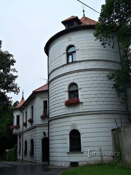 Bývalý větrný mlýn - Větrník - Dům, budova