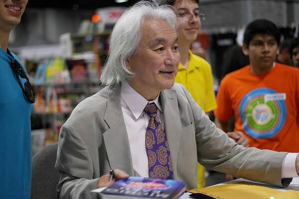 Michio Kaku - Wikipedia