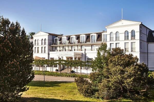 Strandhotel Zingst Exteriér fotografie The Hotel