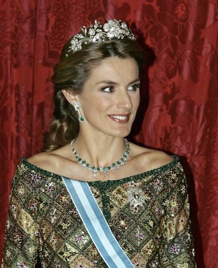 Portraits of King Felipe VI and Queen Letizia of Spain | The Royal Watcher
