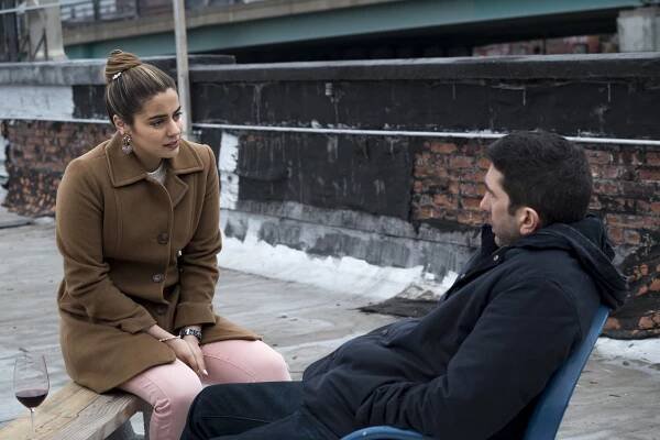 Feed the Beast - Gimme a T - Z filmu - Lorenza Izzo