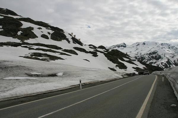 Bernina-Pass - Alpenpässe | Pässe und Bergstraßen in Europa