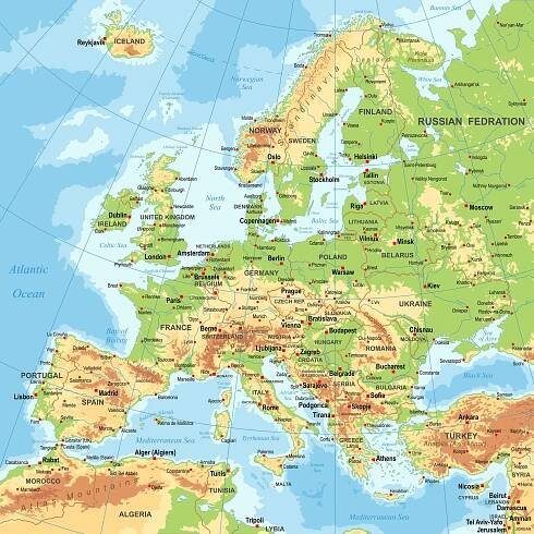 Magnetická mapa Evropy, geografická, barevná