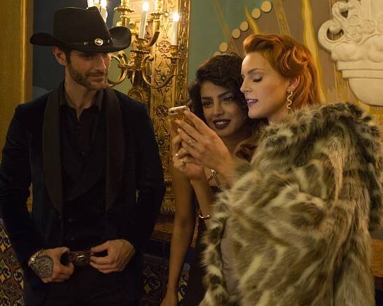 Alan Powell, Priyanka Chopra Jonas, Amber Skye Noyes - Quantico - Heaven’s Fall - Z natáčení