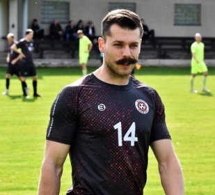 OBRAZEM: Fotbalisté Oseka udělali další rázný krok k definitivě záchrany