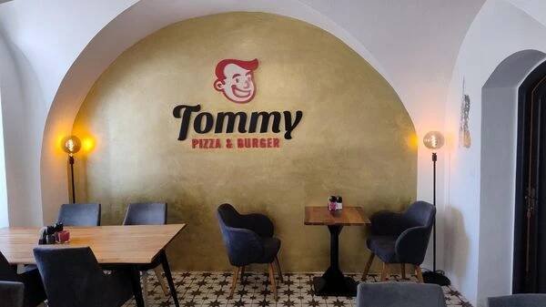 Tommy Pizza a Burger foto 3