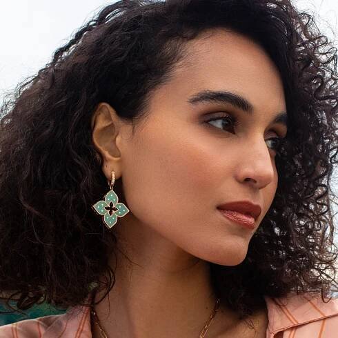 ROBERTO-COIN-VENETIAN-PRINCESS-DROP-EARRINGS-18K-ROSE-GOLD-AND-GREEN-STYLE-TITANIUM-WITH-DIAMONDS-LARGE-VERSION_ADR777EA3348_WEAR - Roberto Coin