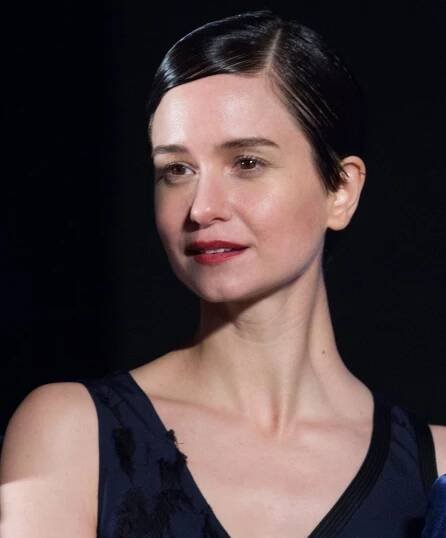 Katherine Waterston (Actress) Wiki, Biography, Age, Boyfriend, Family, Facts and More - Wikifamouspeople