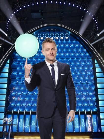Chris Hardwick - Actor, Host, Personality, Podcaster, Producer, Game Show Host