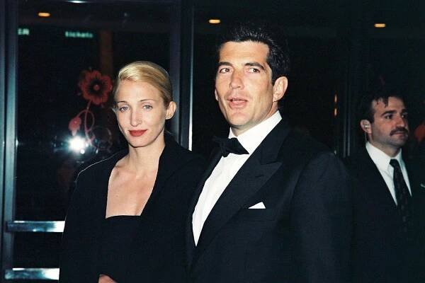 Carolyn Bessette-Kennedy: O životě módní ikony, která tragicky zahynula, se chystá seriál!