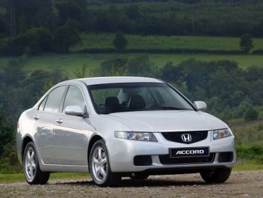 Honda Accord Euro 4 Doors (2003) detailní informace, videa, motorizace a zajímavosti