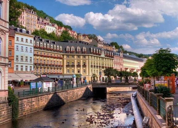 Karlovy Vary z Prahy s průvodcem