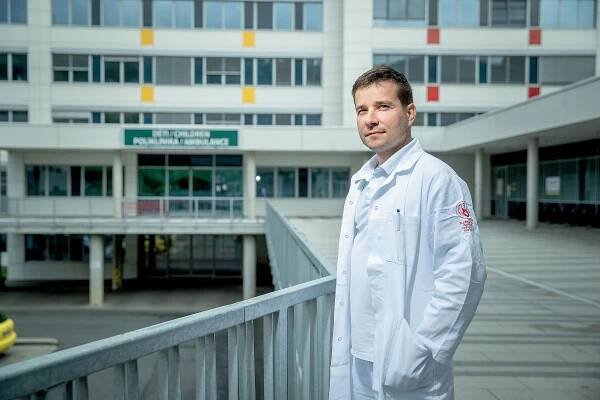 Když mozek stůně. Počítače epileptikům nevadí, ale pozor na TikTok, říká neurolog