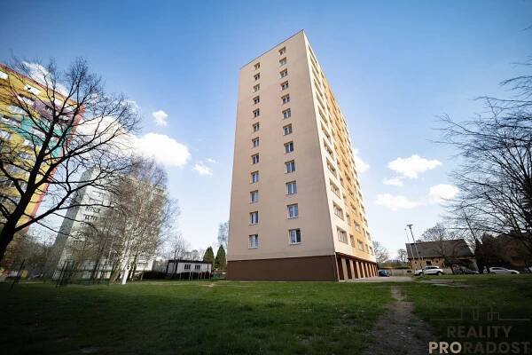 Podnájem bytu 1+1 po kompletní rekonstrukci v Ostravě-Hrabůvce. | Název RK