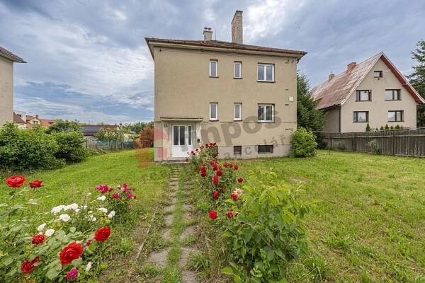 Prodej bytu 2+1 66 m², Kostomlaty nad Labem, ul. Doubravská - Nymburk ...