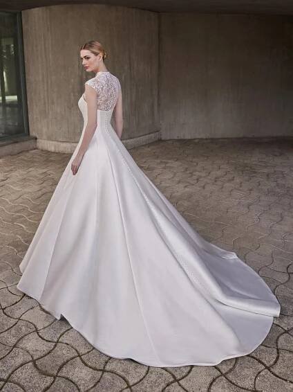 Pronovias - Patsy's Bridal Boutique