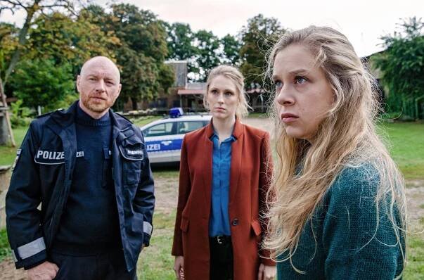 Der Usedom-Krimi - Geisterschiff - Z filmu - Rainer Sellien, Rikke Lylloff, Anna Herrmann