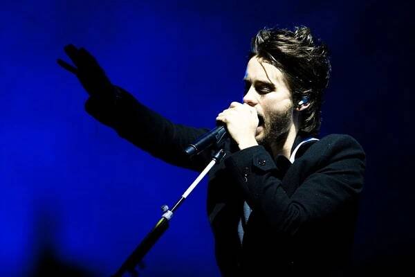 Jared Leto live in Oakland on December 11, 2009