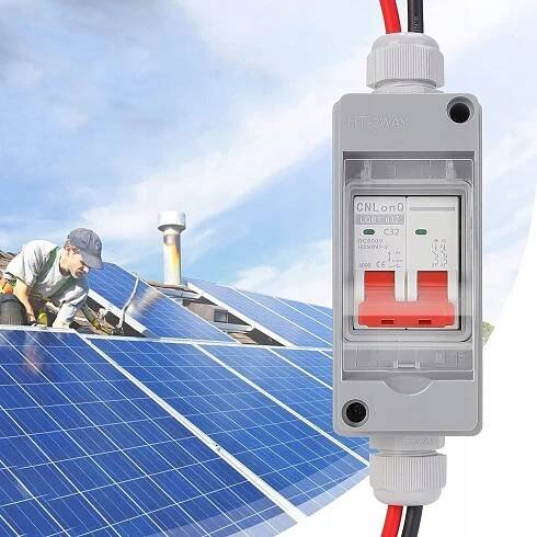 PŘEPÍNAČ SOLÁRNÍHO PANELU 500V 32A ODPOJOVAČ PV DC PROPOJOVACÍ BOX Stav balení originální