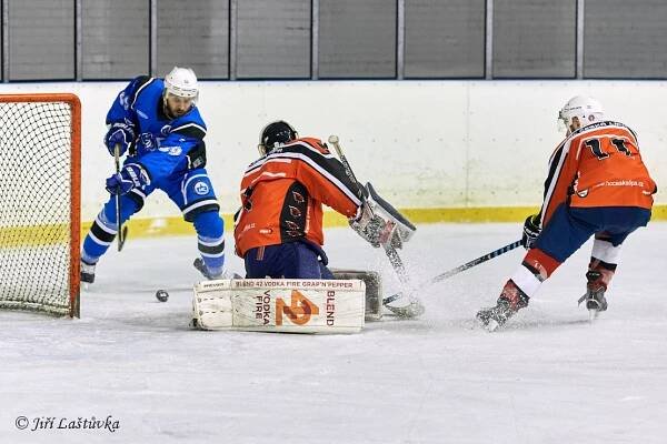 HC Česká Lípa – HC Lomnice nad Popelkou  3:5 (1:2,2:0,0:3) - ZS Česká Lípa - 12.10.2019