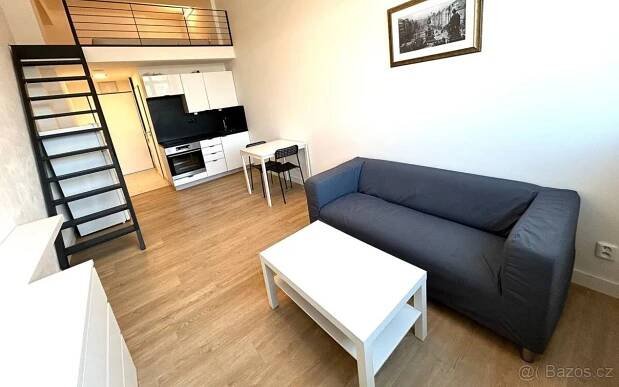 1+kk, Praha, 190 00, 30 m²