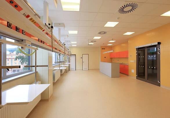 Nemocnice Karlovy Vary - pavilon akutní medicíny a centrální příjem | BAU-STAV a.s.