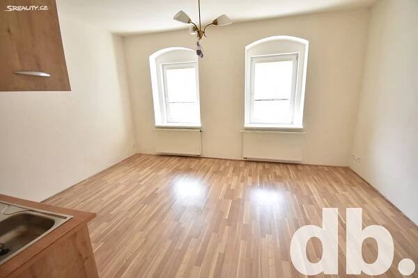Pronájem bytu 2+kk 40 m², Nerudova, Karlovy Vary - Stará Role