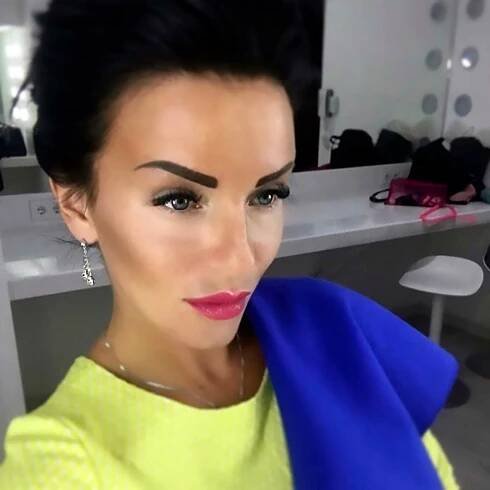 Julia Volkova propadla plastikám.