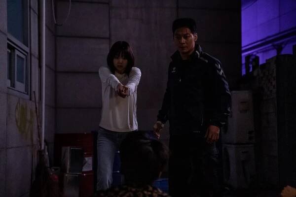 Ki-joo Jin, Hoon Park - Midnight - Z filmu