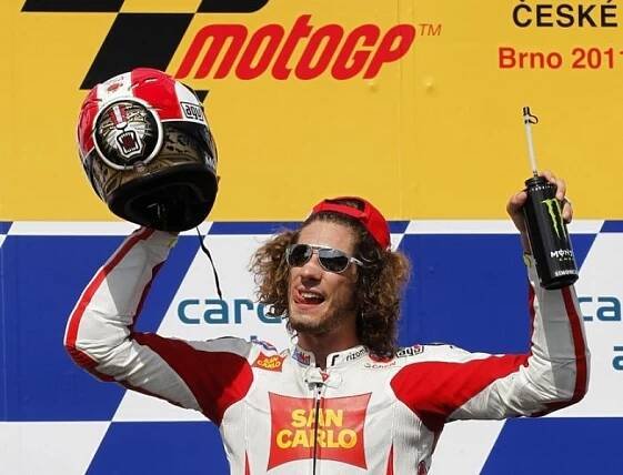 Marco Simoncelli: smrt si nevybírá - 4 - simoncelli