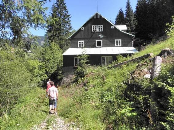 A1575 - Dražba, Objekt bývalé ozdravovny a základní školy, Pec pod Sněžkou, pozemky 767m2 plocha budovy 500,44 m2. | Veřejné