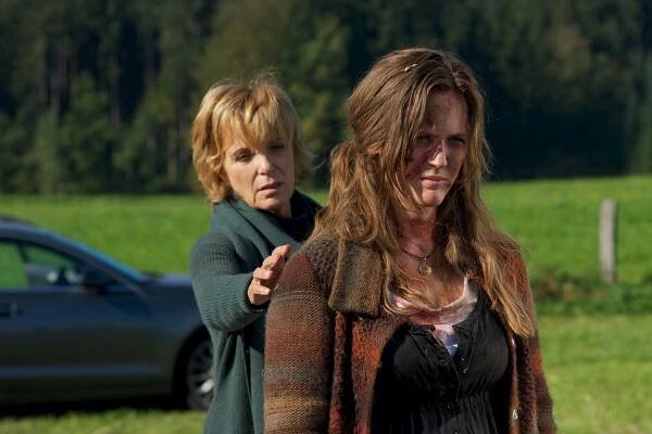 Kommissarin Lucas - Die sieben Gesichter der Furcht - Z filmu - Ulrike Kriener, Emily Cox