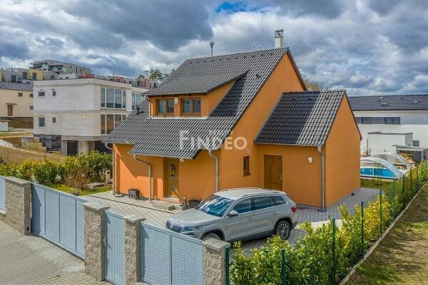 Prodej  rodinného domu 128 m², pozemek 685 m², Tři Vršky, Králův Dvůr