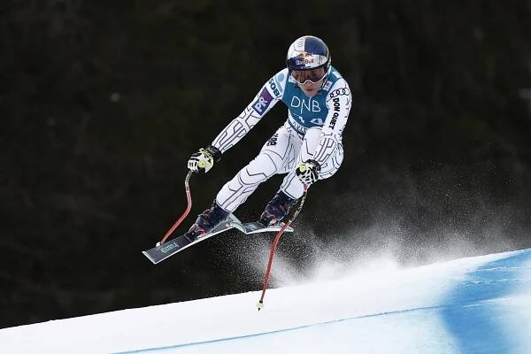 V úvodu jela o pódium, pak ale ztratila. Ledecká byla v Kvitfjellu dvanáctá