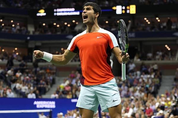 Carlos Alcaraz beats Casper Ruud to win US Open for first career major