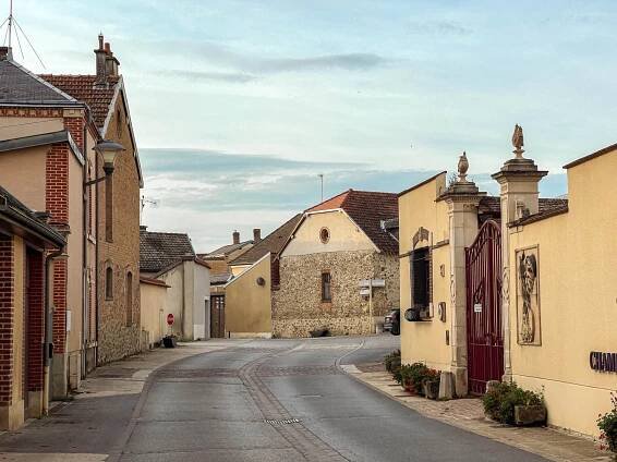 bouzy village in champagne