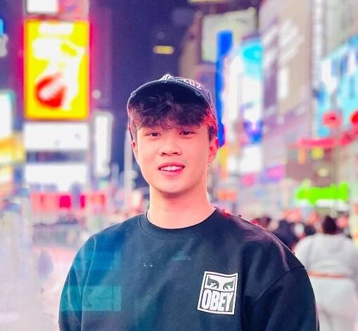 Author Pfp