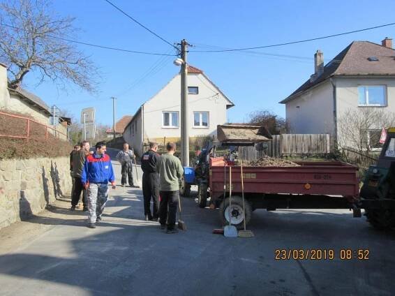 23.03.2019 – Úklid obce - Oficiální stránka obce Chlístov